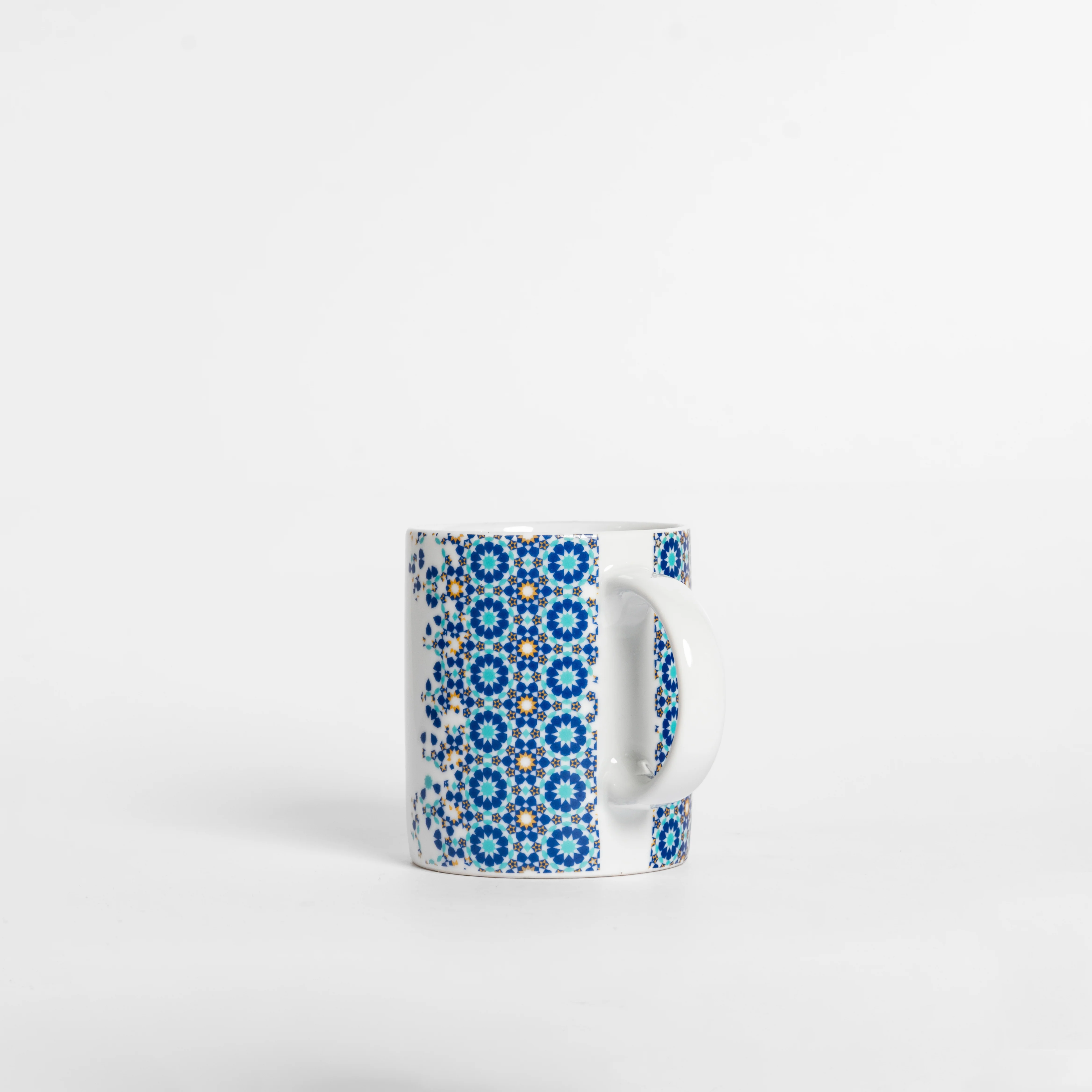 Knowledge Calligraphy Mug - Image 4
